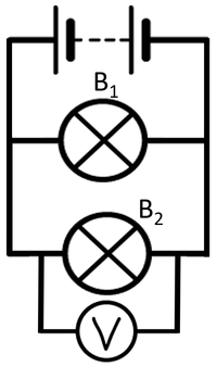CircuitDiagramBatteryBulbBulbVoltmeterParallel.png